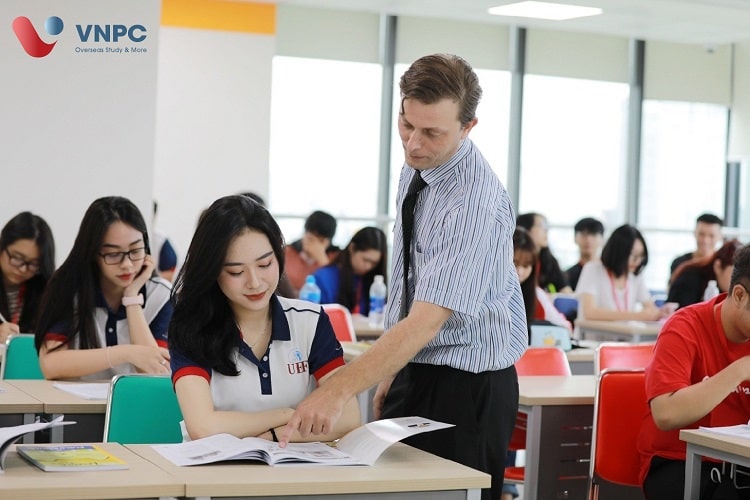 Đăng nhập King88 vina nhận +888K Anh ngành ngôn ngữ Anh